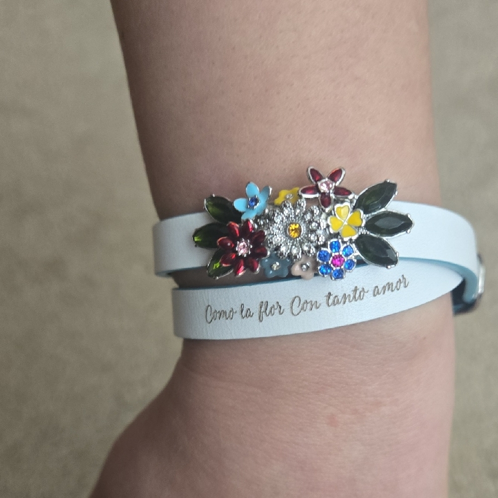 Como La Flor Bracelet